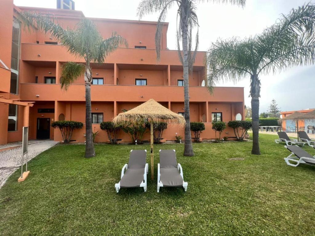 Hotel Praia Sol Куартейра Екстериор снимка